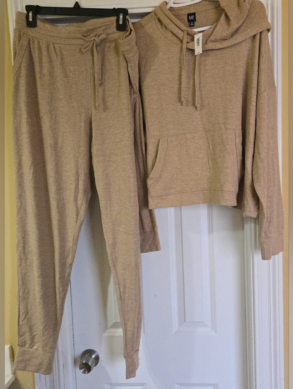 GAP Women's Softest Jogging Set Taupe Tan  Drawstring Joggers Hoodie Kangaroo XL